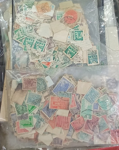 Worldwide kiloware 1000 stamps - 1000,
