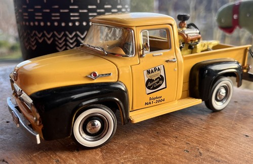First gear diecast model 25 - first,
