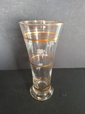 Vintage Beautiful Tall Etched Grapevines & Gold Striped Schooner Glass 7" Tall