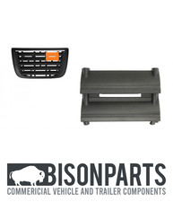 Front lower grille step - lower, cover