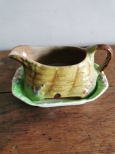 Royal Winton vintage Beehive