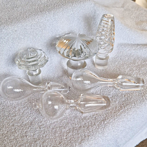 Assorted clear cut crystal - cut,
