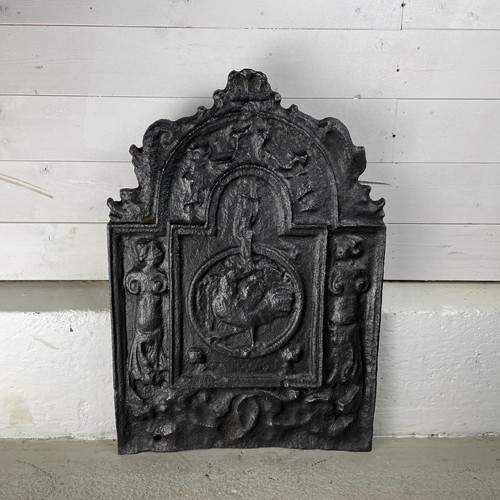 Small antique cast iron - cast,