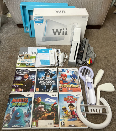 Boxed nintendo wii console - boxed,