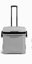 Igloo MaxCold Ultra 58L Roller