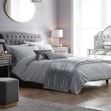 STAR Julien Macdonald Valerie Duvet Set SUPER KING SIZE White Sequin Trim NEW