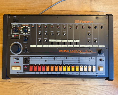 Roland 808 rhythm - roland,