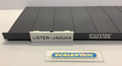 Scalextric tri ang - paddock, /