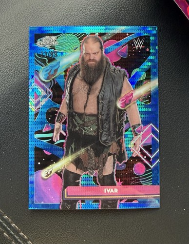 2026 topps cosmic chrome wwe - cosmic,