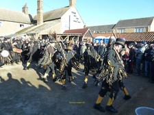 Photo Pub 12x8 (A4) Witchmen Border Morris dancers at The Boat - Whittlesea 2017