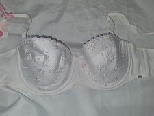 Bnwt gorgeous white senza - gorgeous,