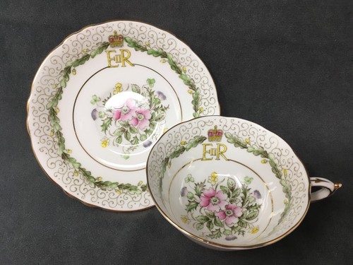 Paragon queen elizabeth - queen,