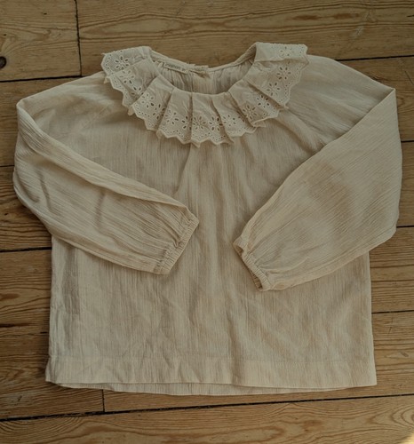 Minimom frill collared blouse