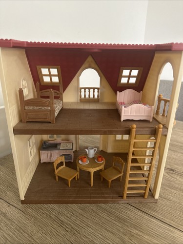 Sylvanian family cosy cottage - family,