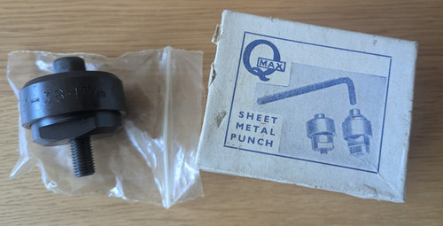 Unused genuine qmax - genuine, sheet