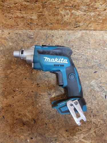 Used makita dcf251lxt - used,