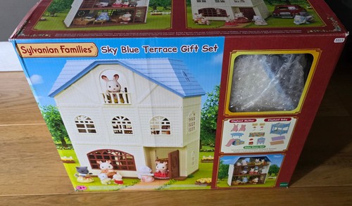 Sylvanian families sky blue - families,