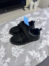 Bnwt M&S boys black scuff