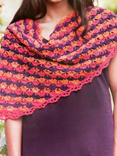 Spiced berry shawl 4ply - spiced,