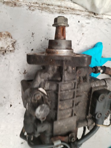 Bosch fuel injection pump - bosch,