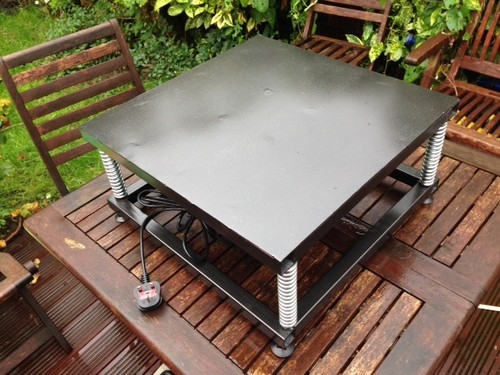 Vibrating table concrete - vibrating,