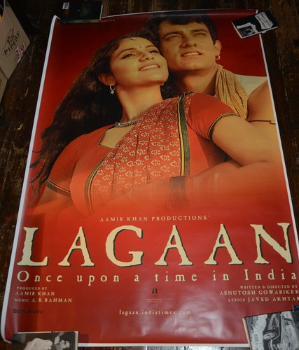 Lagaan giant bus stop - lagaan,,