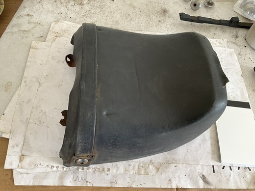 Suzuki rg250 pillion seat - suzuki,