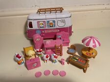 Hello Kitty Family  Camper van with accessories & figures