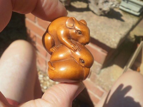Hand carved wood netsuke - 1a.,