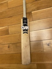 Gunn moore cricket bat - cricket,