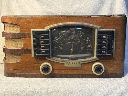 Antique zenith 7s633 wood - antique,