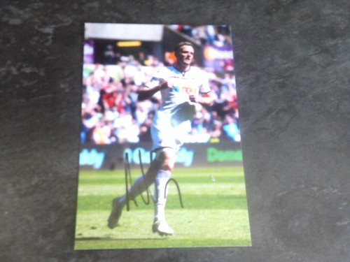 Signed andy king - king, city