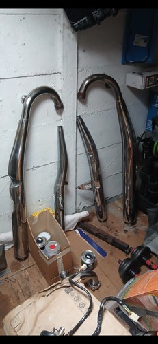 Suzuki gt750 exhaust pipes - j,