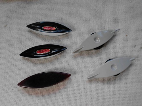 Vintage lace tatting shuttles - vintage,