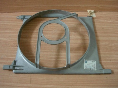 Engine fan shroud cowl for - fan,