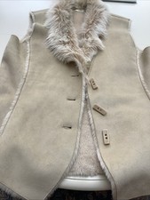 M&S Faux Suede And Fur Gilet Waistcoat Cream Beige 16 Toggle Fastening Gorgeous