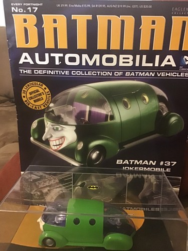 Batman automobilia figurine - dc,