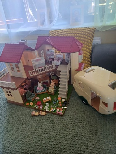 Sylvanian families house and - families,