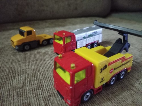 Siku trucks breakdown - 3x,