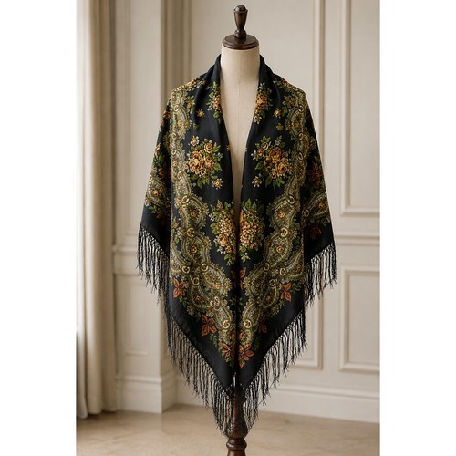Vintage russian pavlovo posad - vintage,