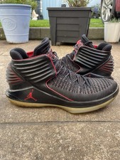 Jordan XXXII 32 banned bred black and red uk9.5