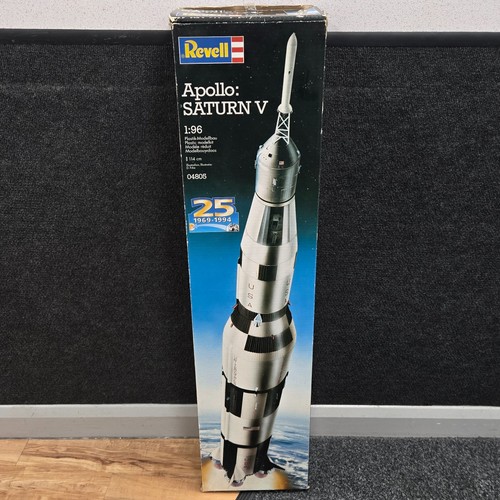 Revell saturn v - revell,