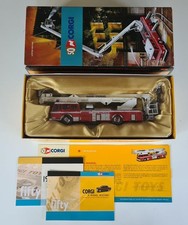 Corgi Classics 1/50 AN13009 Dennis F125 Simon Snorkel Bedfordshire Fire Service