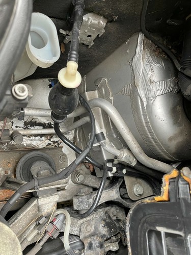 Fuel primer pump pipe - pump,