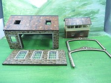 Hornby R504 R506 engine shed / goods shed and R503 signal box