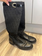 DKNY Black High boots size uk 7.5  Thinsulate Insulated 
