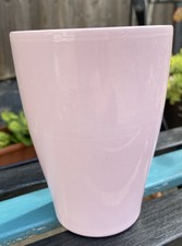Pink Ceramic Flower Pot in very good condition 