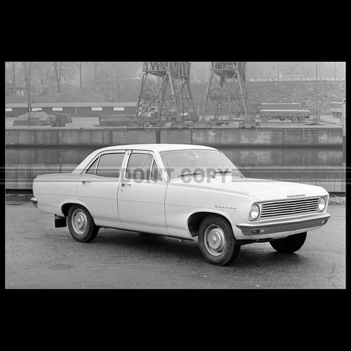 Photo 021627 vauxhall crest - photo, a.021627
