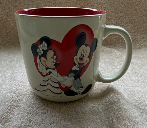Disneyland resort paris - resort,
