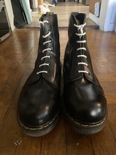 VINTAGE 80s DOC DR MARTENS